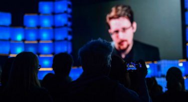 Edward Snowden e o estado absolutista de vigilância